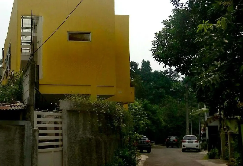 Rumah Kuning Syariah-1